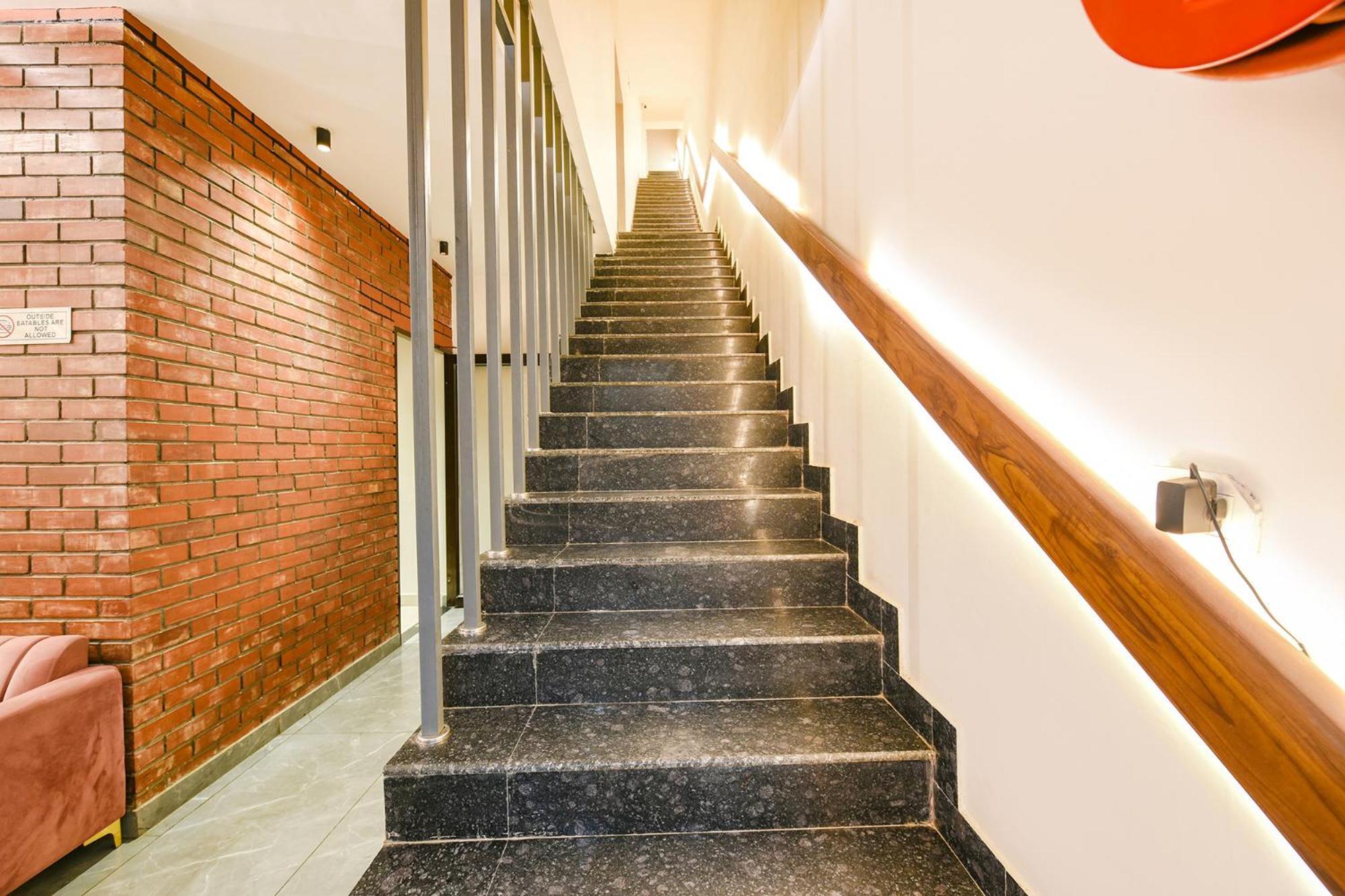 Fabhotel Dc Premium Zirakpur Kültér fotó