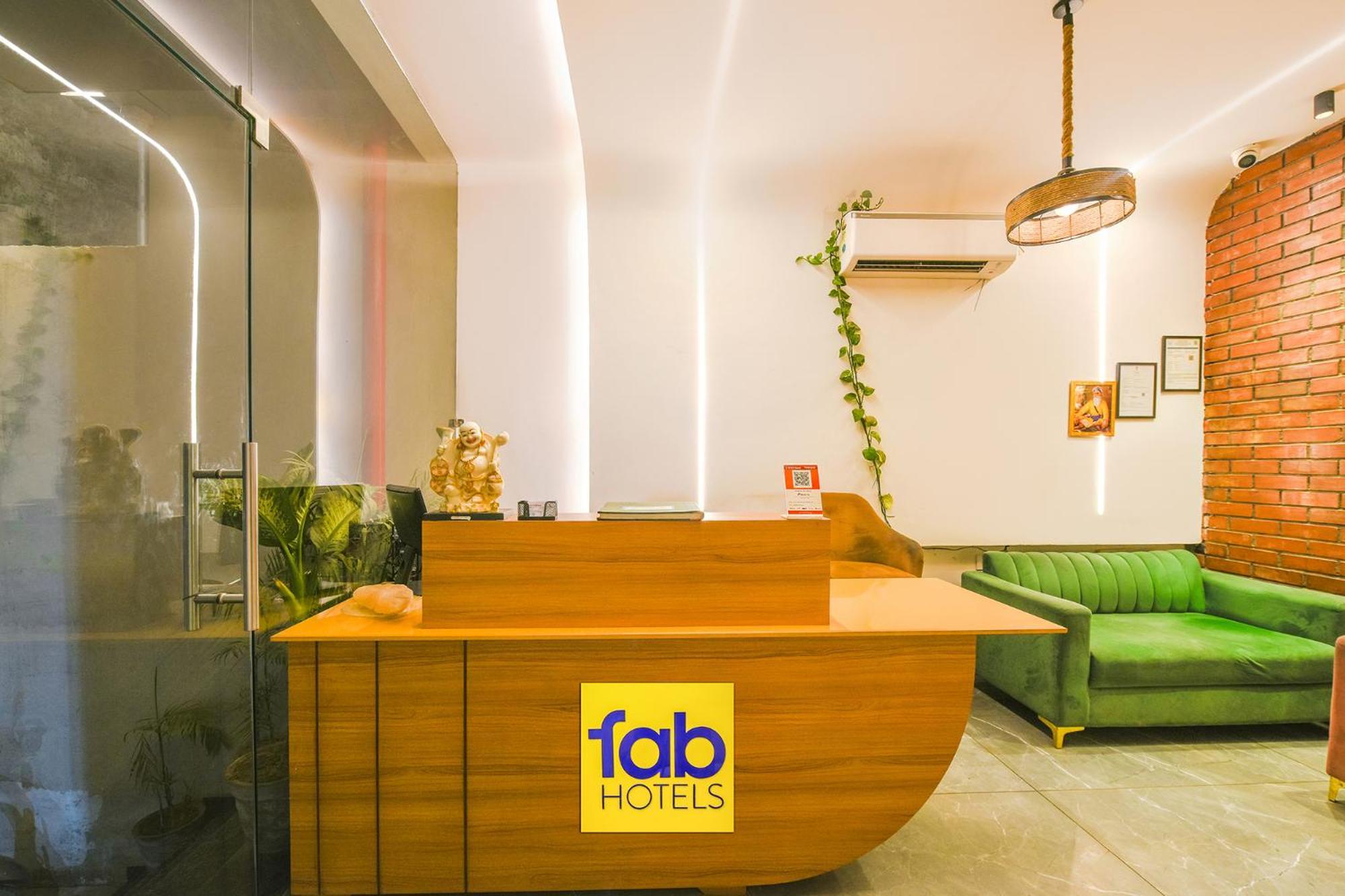 Fabhotel Dc Premium Zirakpur Kültér fotó