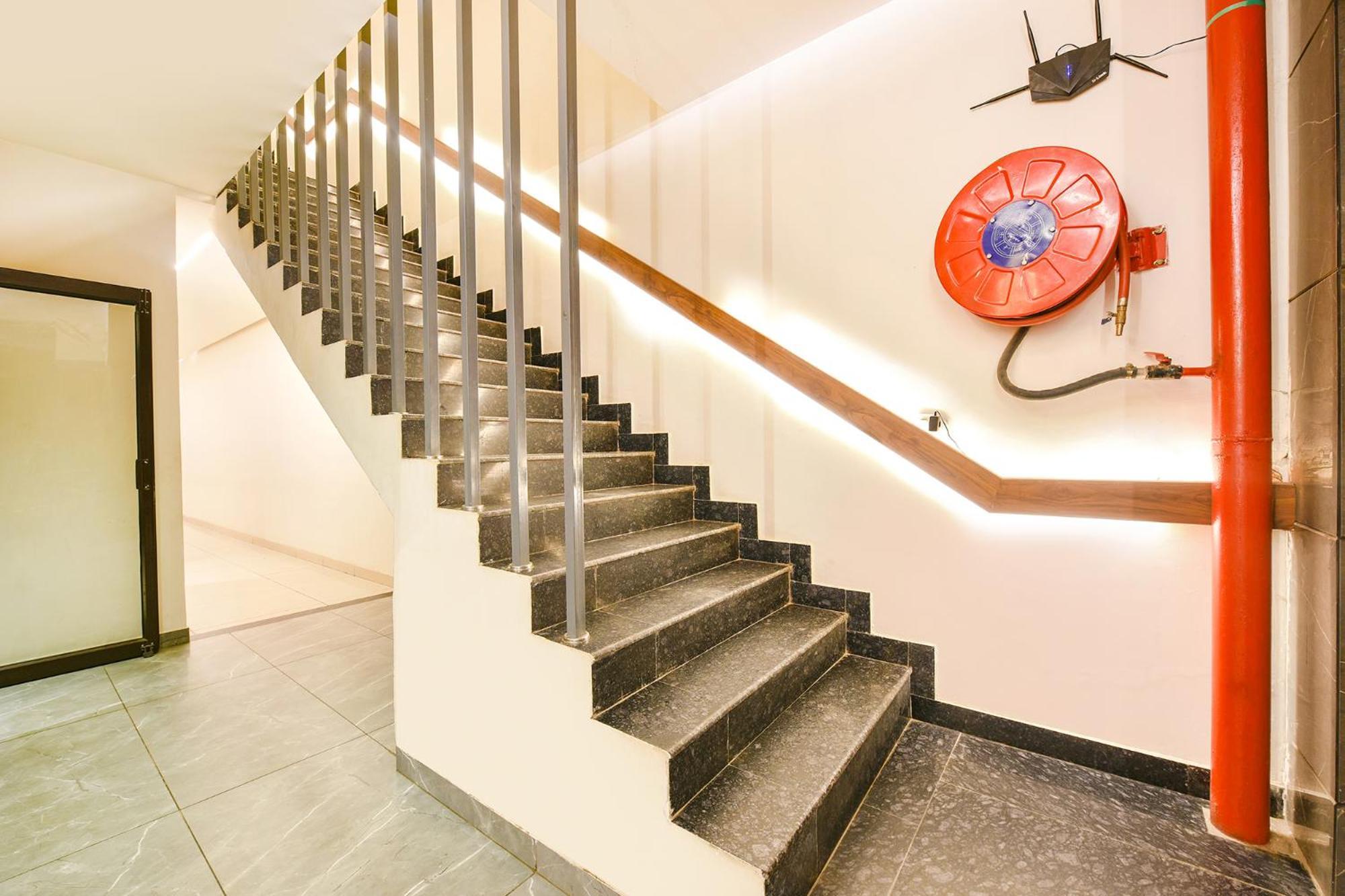 Fabhotel Dc Premium Zirakpur Kültér fotó